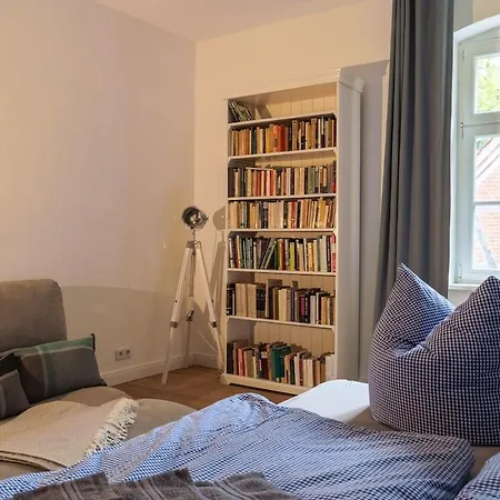 Wald- Und Seeidyll Im Historischen Forsthaus