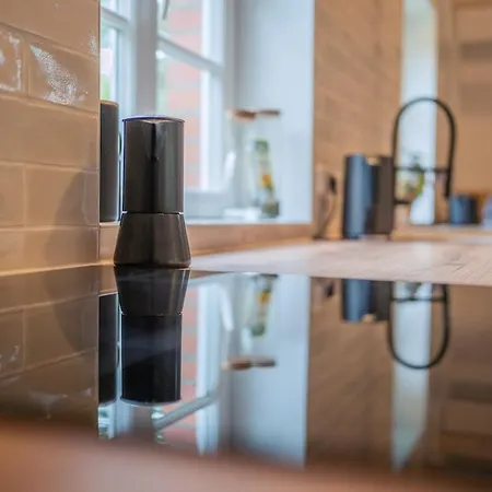 Wald- Und Seeidyll Im Historischen Forsthaus