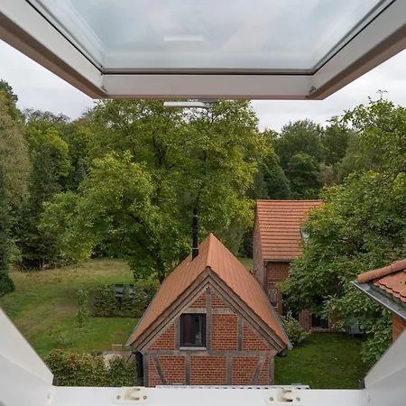 Wald- Und Seeidyll Im Historischen Forsthaus Villa