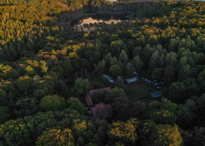 Wald- Und Seeidyll Im Historischen Forsthaus * نيوروبين