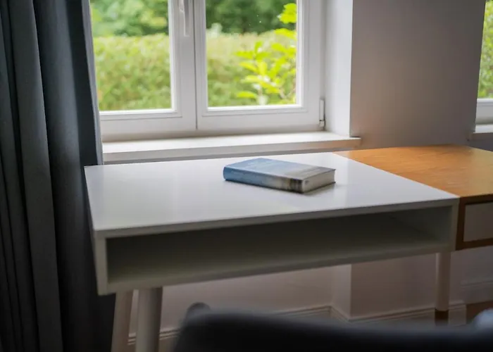 Wald- Und Seeidyll Im Historischen Forsthaus